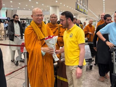 welcome monks at islamabad